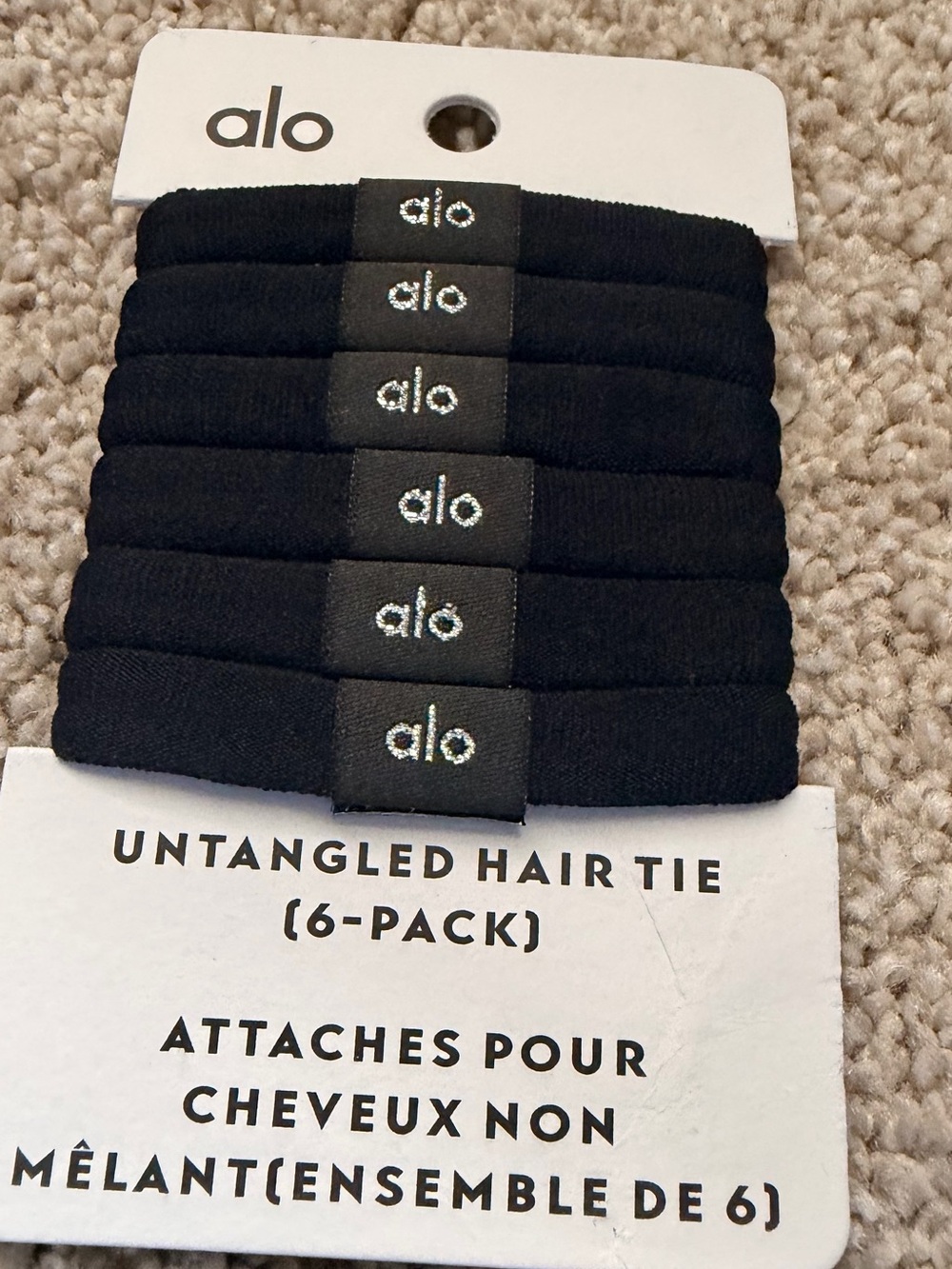 ALO Yoga Black Untangled Hair Ties - 6 Pack - Picture 3 of 6